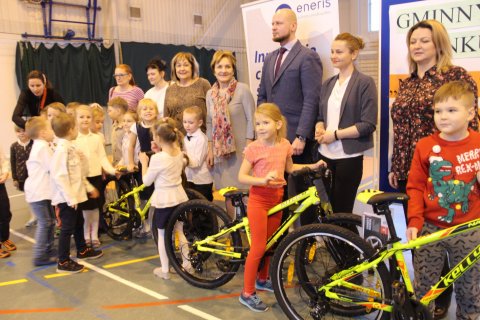 7 rowerów dla Szkoły Podstawowej w Łęgowie
